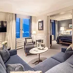 Grand Kronenhof Otel