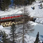 Grand Kronenhof Otel