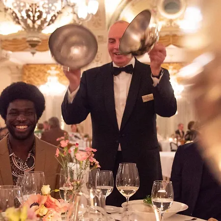 호텔 그랜드 크로넨호프 폰트레시나