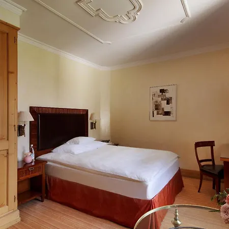 Grand Kronenhof 5*