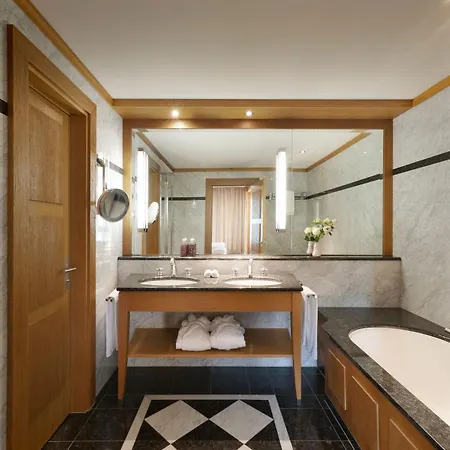 Hotel Grand Kronenhof