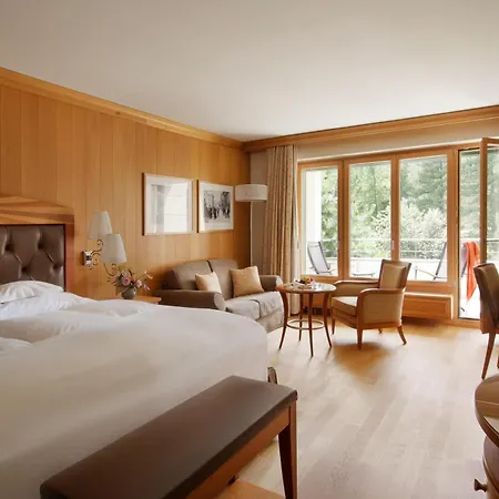 Hotel Grand Kronenhof 5*