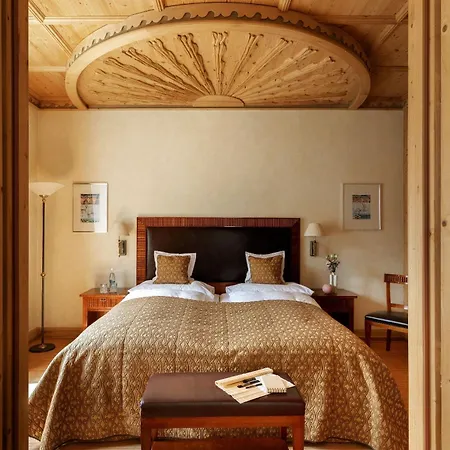 Grand Kronenhof Hotel
