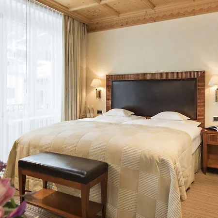 Grand Kronenhof Hotel