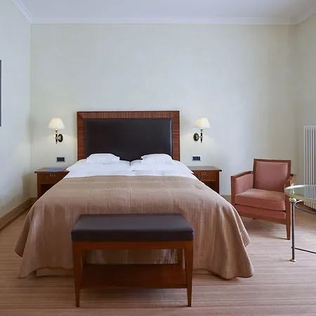Grand Kronenhof Hotel