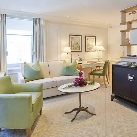 Grand Kronenhof Hotel 5*