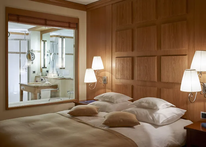 Grand Kronenhof Hotel