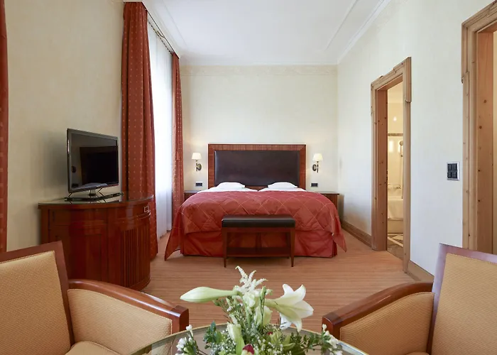 Grand Kronenhof Hotel