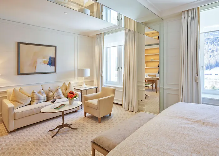 Hotel Grand Kronenhof 5*