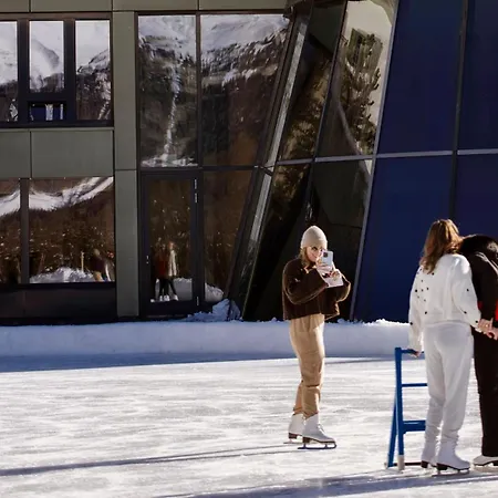 Grand Kronenhof מלון 5*