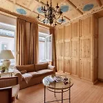 Hotel Grand Kronenhof 5*