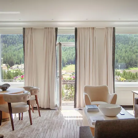 Grand Kronenhof Hotel