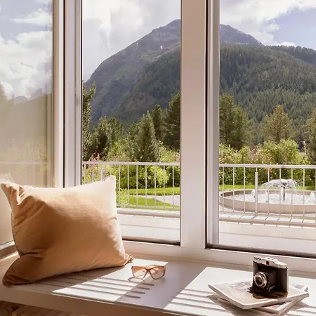 Hotel Grand Kronenhof Pontresina