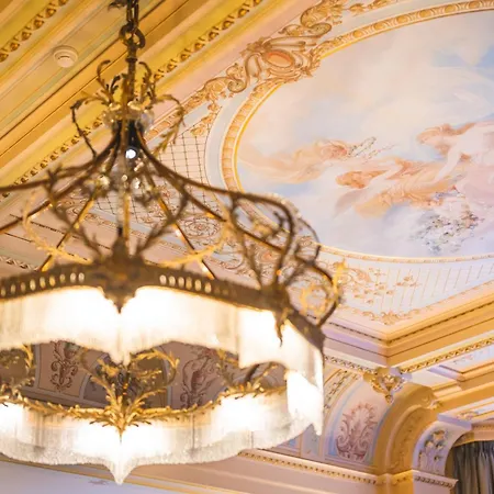 Grand Kronenhof Hotel 5*