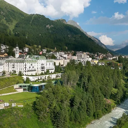 Hotell Grand Kronenhof Pontresina