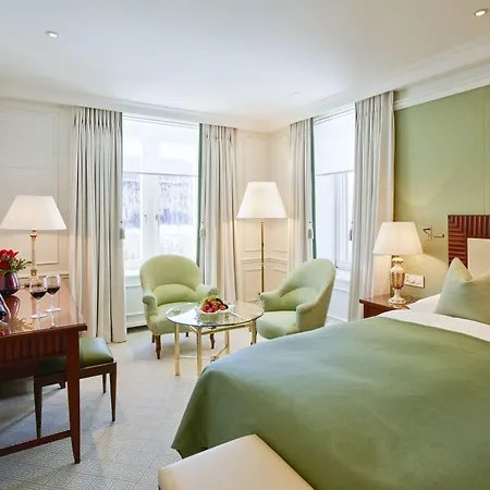 Grand Kronenhof 5*